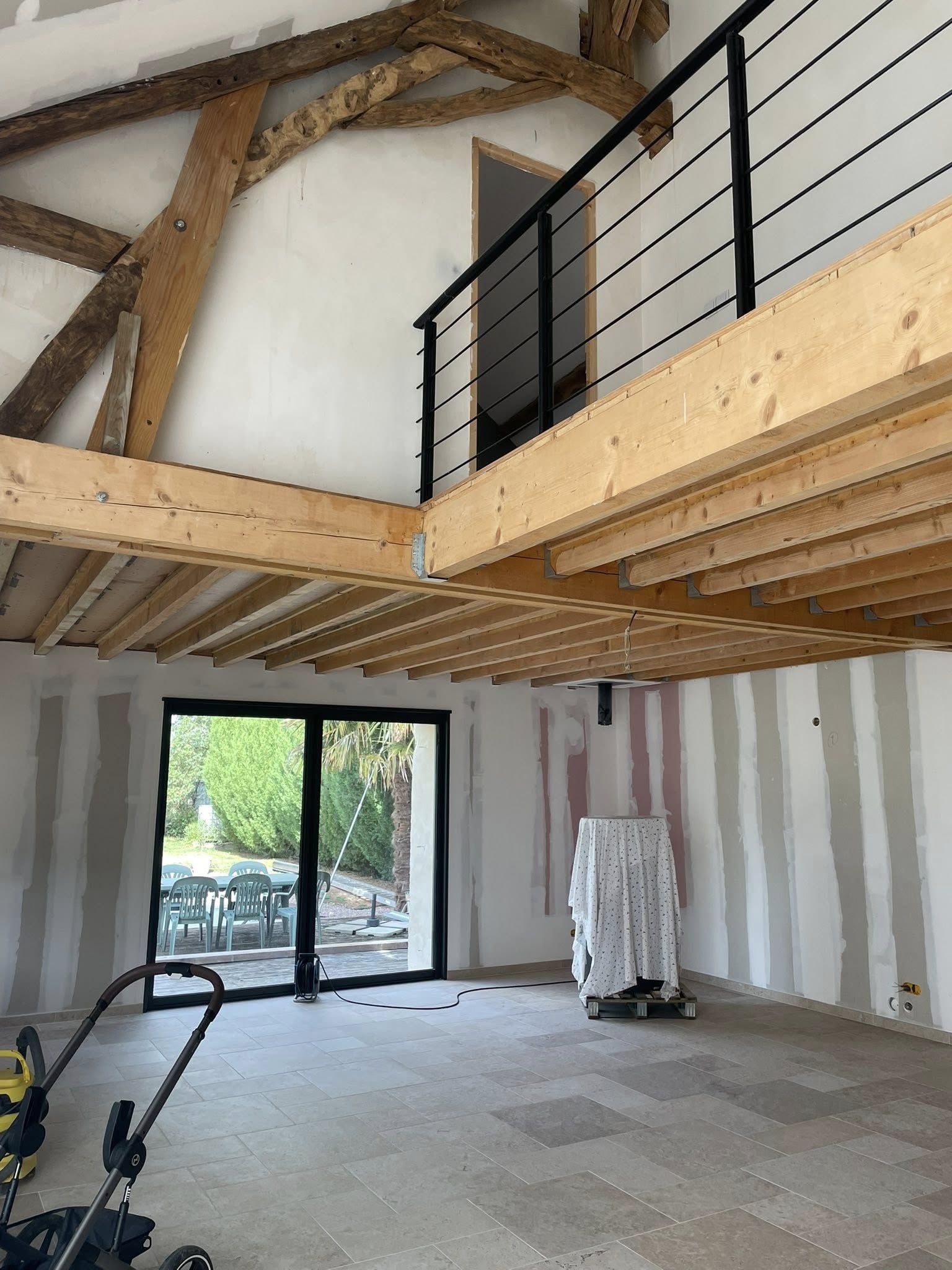 Un salon rénové pour plus de lumière et de modernité